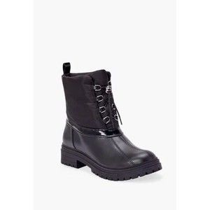 Kelly Water-Resistant Boots. Color: Black. Size: 8